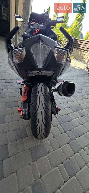 Спортбайк Yamaha T-MAX 2014 в Киеве