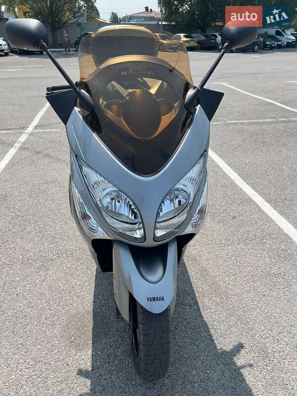 Максі-скутер Yamaha T-MAX 2009 в Дніпрі