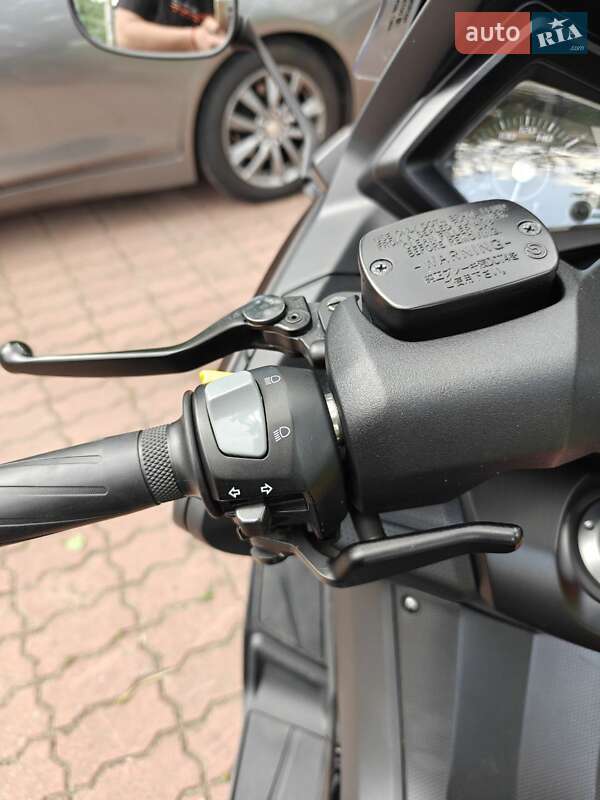 Макси-скутер Yamaha T-MAX 2016 в Киеве
