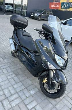 Макси-скутер Yamaha T-MAX 2006 в Тернополе