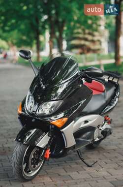 Макси-скутер Yamaha T-MAX 2008 в 