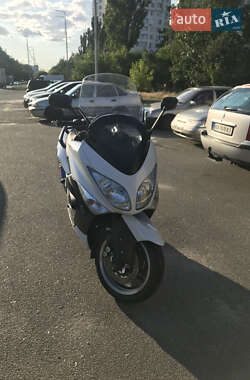 Макси-скутер Yamaha T-MAX 2009 в Киеве
