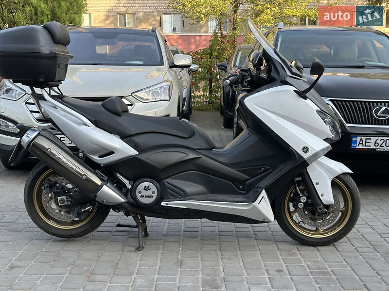 Максі-скутер Yamaha T-MAX 2012 в Дніпрі