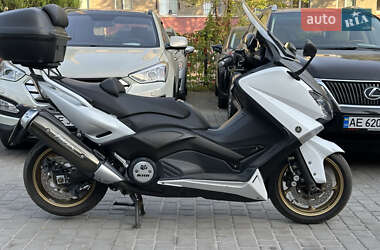 Макси-скутер Yamaha T-MAX 2012 в 