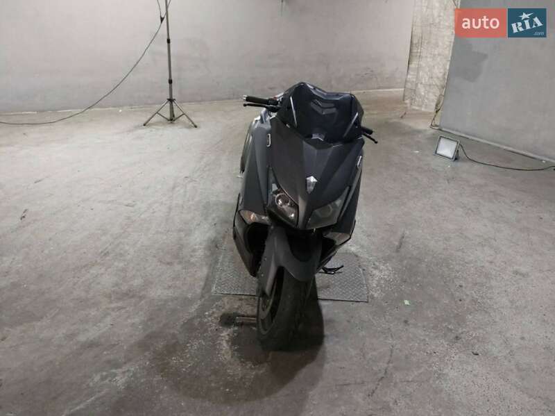 Макси-скутер Yamaha T-MAX 2013 в Одессе