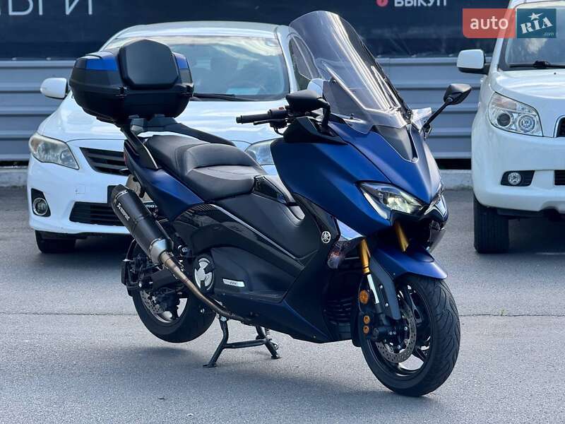 Скутер Yamaha T-MAX 2018 в 