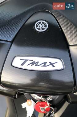 Макси-скутер Yamaha T-MAX 2009 в 