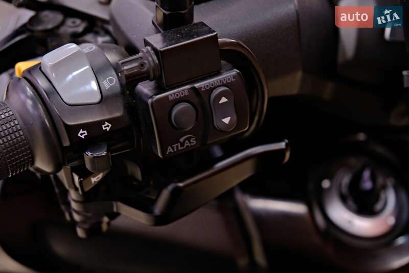 Максі-скутер Yamaha T-MAX 2013 в Одесі фото 17 Максі-скутер Yamaha T-MAX 2013 в Одесі