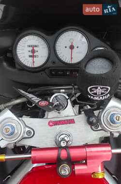 Спортбайк Yamaha Thunder 2000 в 