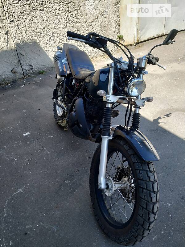 Yamaha TW