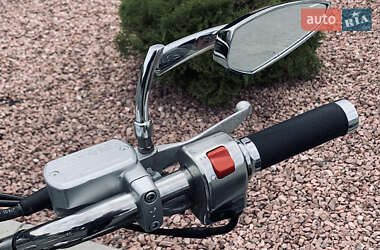 Мотоцикл Круизер Yamaha V-Star 650 2004 в 