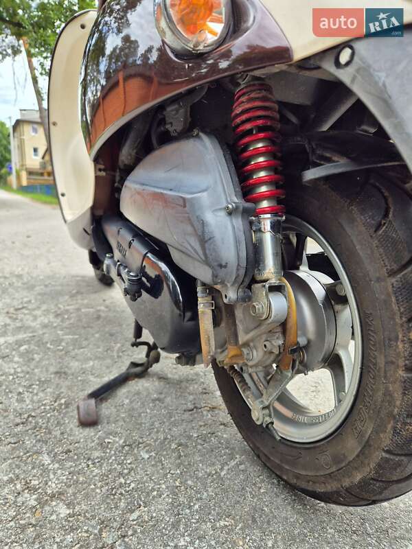 Мопеди Yamaha Vino 2006 в Львові