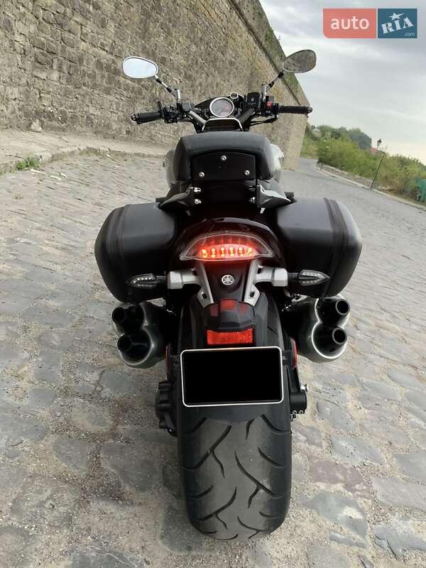 Мотоцикл Классік Yamaha VMAX 2009 в Києві