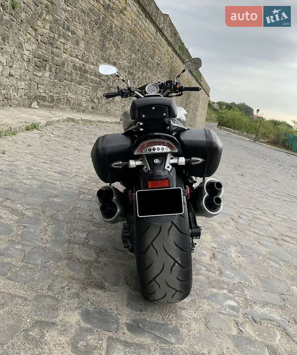 Мотоцикл Классік Yamaha VMAX 2009 в Києві