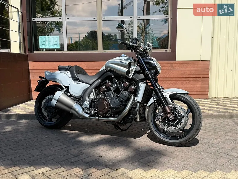 TRIUMPH DAYTONA 660 2024 VIN SMTL23UF7STBW5959 фото оголошення 23 з 42