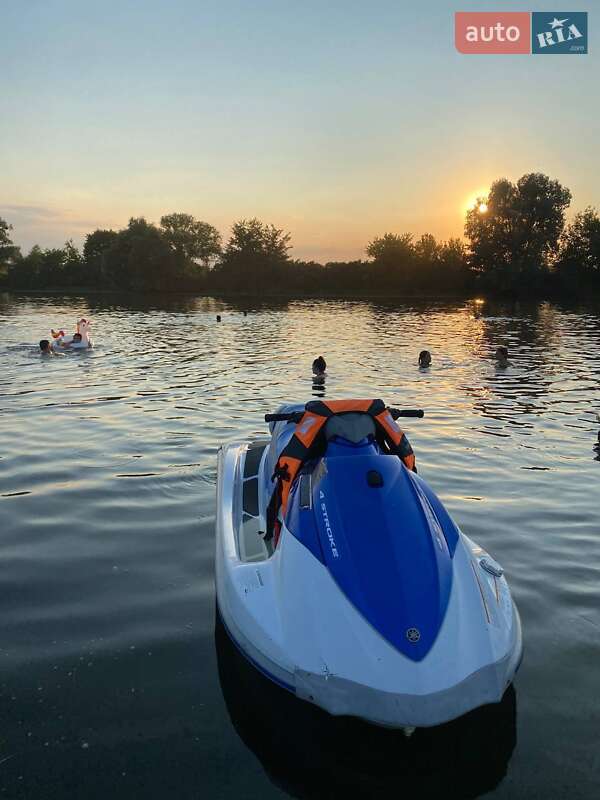 Гидроцикл туристический Yamaha VX 2006 в Киеве