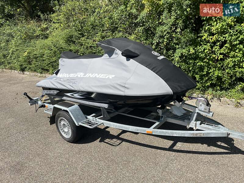 Гидроцикл туристический Yamaha VX 2012 в Киеве