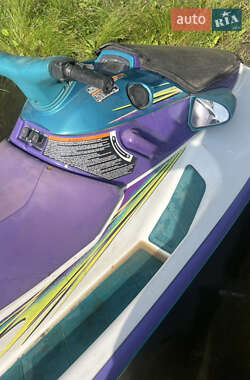 Гидроцикл туристический Yamaha WaveRunner 2000 в Сумах