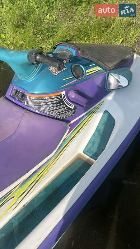 Гидроцикл туристический Yamaha WaveRunner 2000 в Сумах