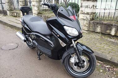 Максі-скутер Yamaha X-Max 250 2011 в Івано-Франківську