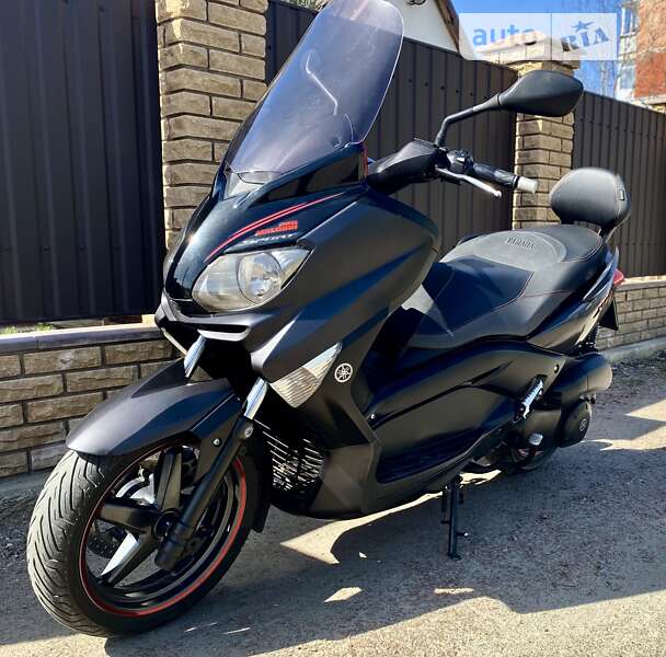 Максі-скутер Yamaha X-Max 250 2018 в Одесі