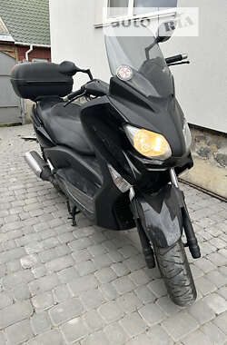 Макси-скутер Yamaha X-Max 250 2013 в 