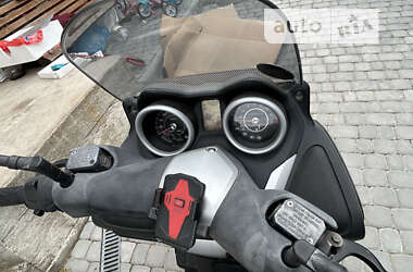 Макси-скутер Yamaha X-Max 250 2013 в 