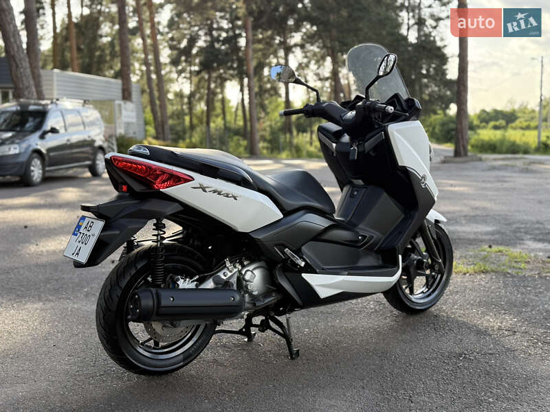 Макси-скутер Yamaha X-Max 250 2015 в Виннице