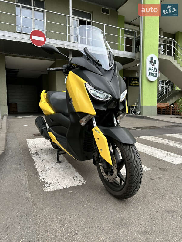 Yamaha X-Max 250 2018