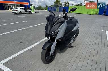 Максі-скутер Yamaha X-Max 300 2018 в 