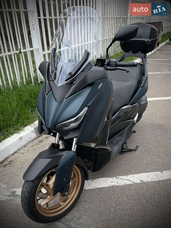 Макси-скутер Yamaha X-Max 2022 в Одессе