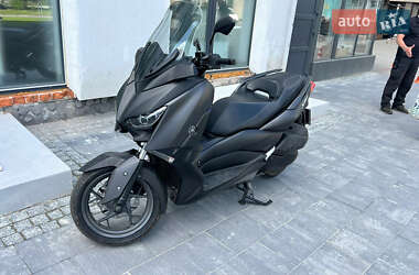 Макси-скутер Yamaha X-Max 2017 в Львове