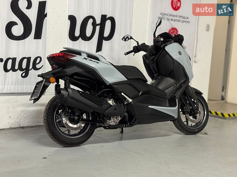Макси-скутер Yamaha X-Max 2025 в Киеве