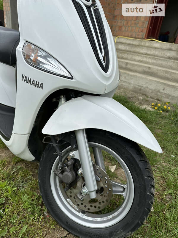 Скутер ретро Yamaha XC 2015 в Стрые