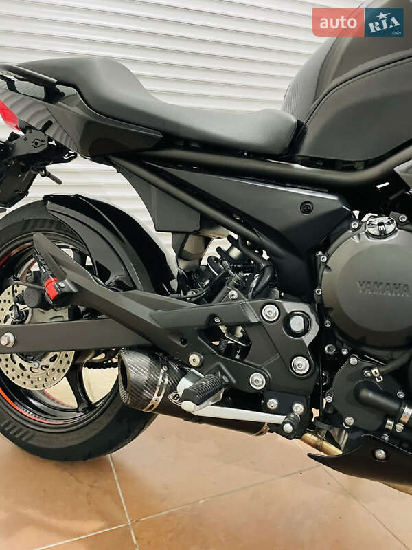 Мотоцикл Без обтікачів (Naked bike) Yamaha XJ6 Diversion 2013 в Києві