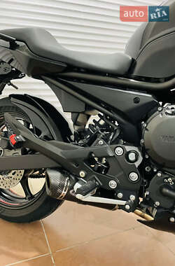 Мотоцикл Без обтекателей (Naked bike) Yamaha XJ6 Diversion 2013 в 