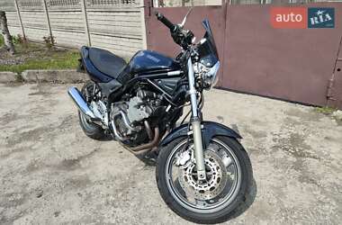 Мотоцикл Классик Yamaha XJ6 Diversion 2001 в 