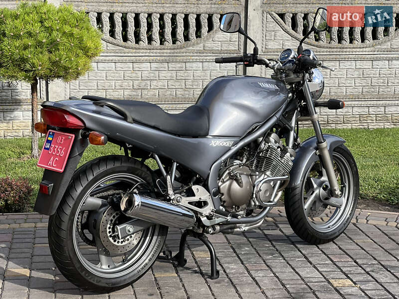 Мотоцикл Без обтекателей (Naked bike) Yamaha XJ600 1997 в Буске
