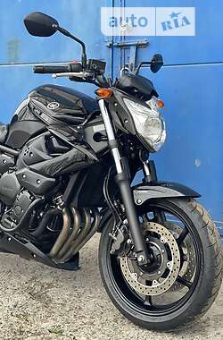 Мотоцикл Без обтікачів (Naked bike) Yamaha XJ6 2012 в Рівному