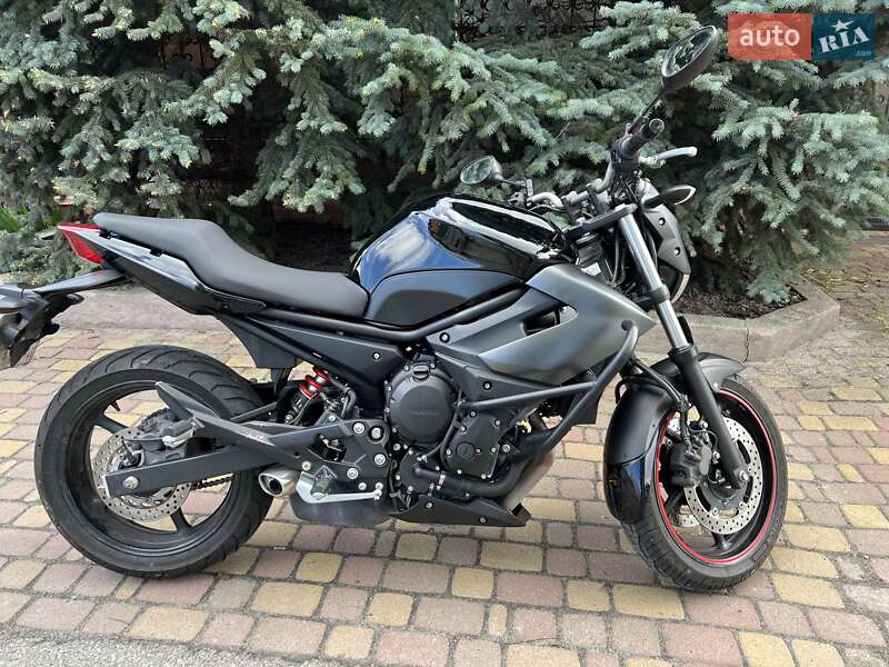 Мотоцикл Без обтікачів (Naked bike) Yamaha XJ6 2016 в Києві
