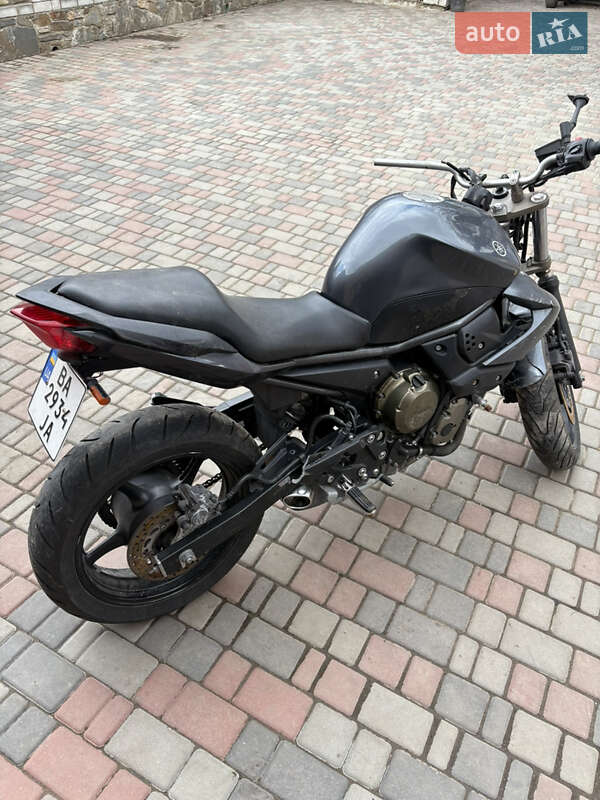 Мотоцикл Без обтікачів (Naked bike) Yamaha XJ6 2009 в Бобринці