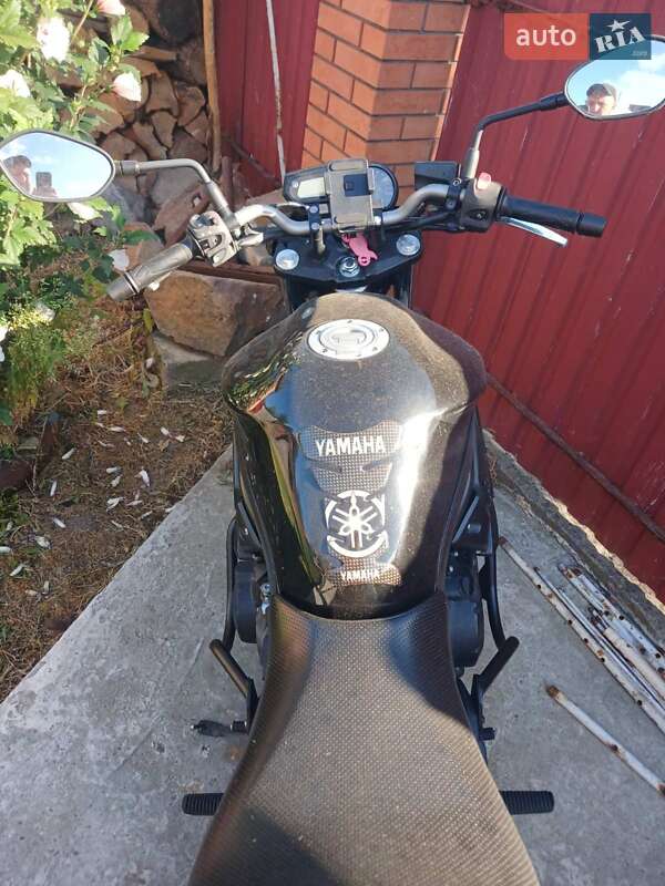 Мотоцикл Без обтікачів (Naked bike) Yamaha XJ6 2012 в Нововолинську