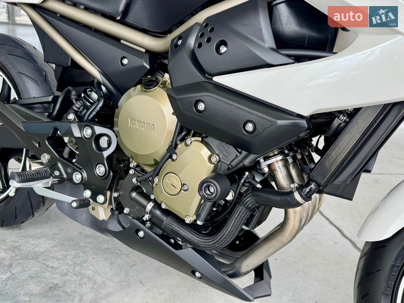 Мотоцикл Без обтекателей (Naked bike) Yamaha XJ6 2009 в Хмельницком