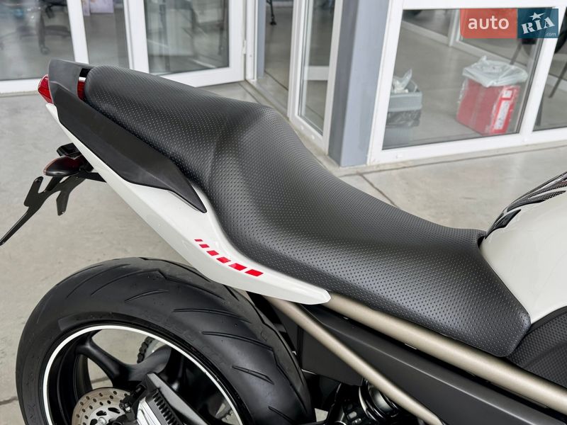 Мотоцикл Без обтекателей (Naked bike) Yamaha XJ6 2009 в Хмельницком