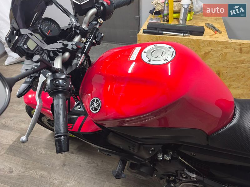 Спортбайк Yamaha XJ 2013 в Дніпрі