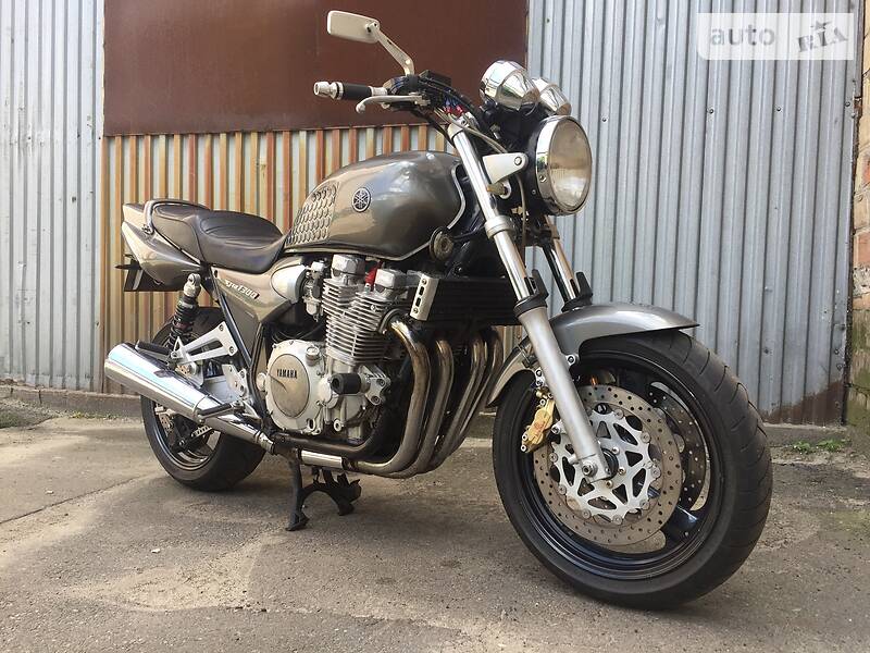 Yamaha XJR 1300 1999