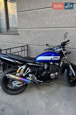 Мотоцикл Классик Yamaha XJR 400 2003 в Одессе