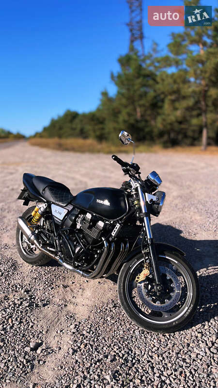 Мотоцикл Классик Yamaha XJR 400 1996 в Хороле