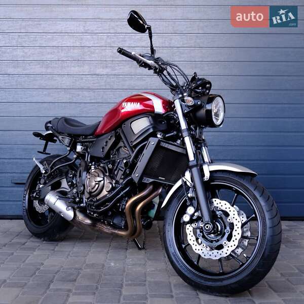 Мотоцикл Без обтекателей (Naked bike) Yamaha XSR 700 2017 в 