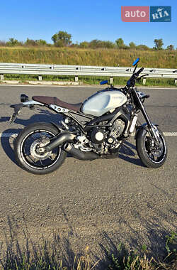 Мотоцикл Без обтікачів (Naked bike) Yamaha XSR 900 2016 в Дніпрі